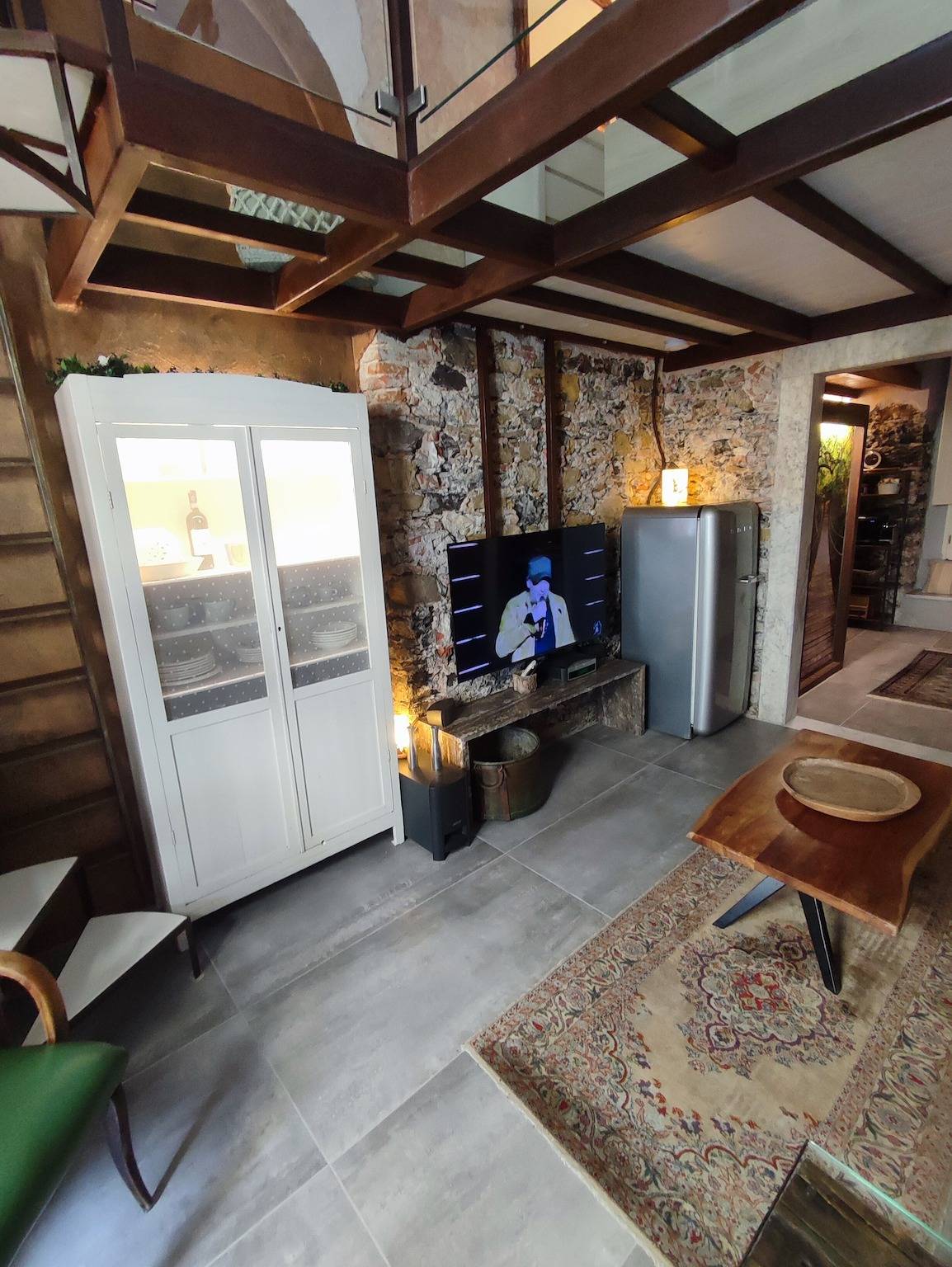 Ferienhaus 'Bilocale Stile Loft Centro Storico' mit Wlan und Klimaanlage in Marina di Carrara, Carrara