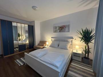Ferienwohnung für 8 Personen, mit Ausblick in Frankfurt
