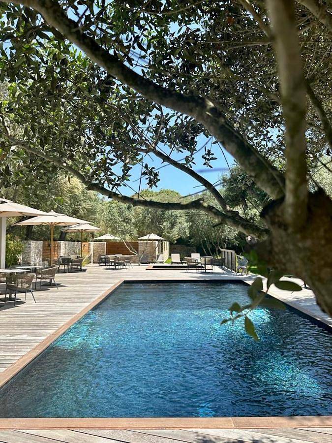 Hôtel pour 2 personnes, avec jardin et sauna ainsi que jacuzzi et piscine