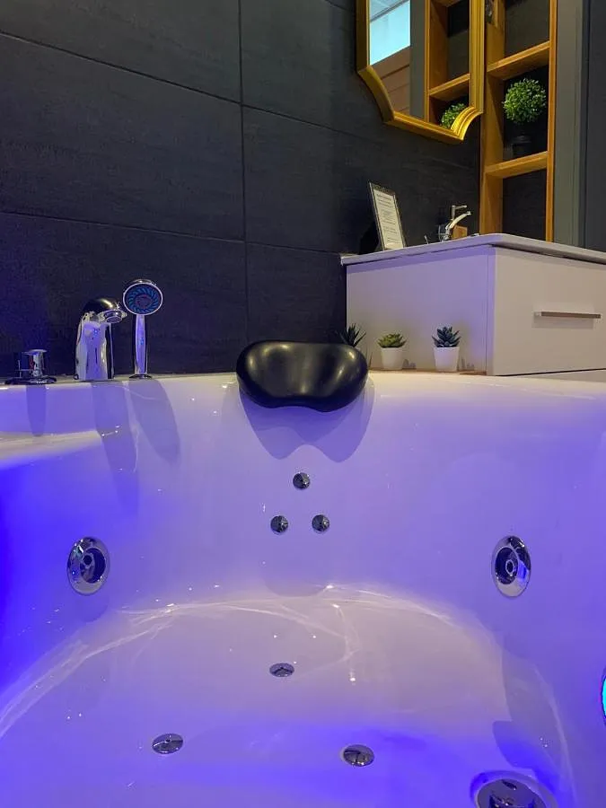 Apartamento de vacaciones para 2 personas, con sauna y jacuzzi - 1