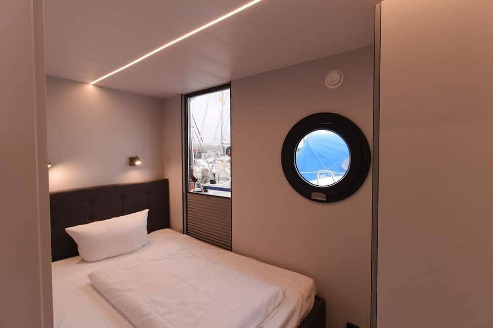 Houseboat Fjord Meeresbrise with roof terrace in Flensburg in Mürwik, Flensburg