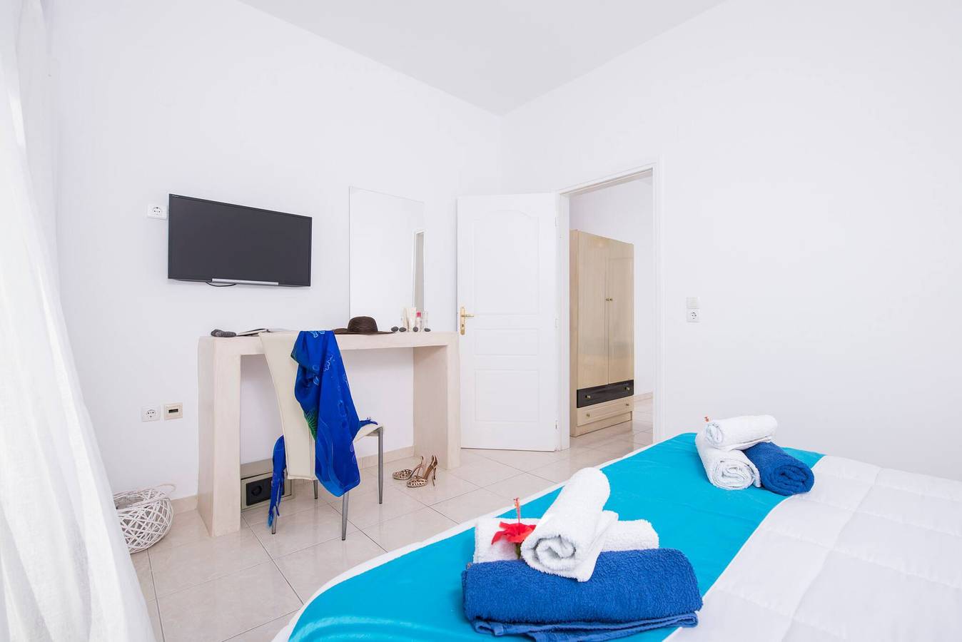 Appartement avec vue sur le jardin, 3 personnes dans un hôtel familial in Agios Georgios (Santorin), Santorin