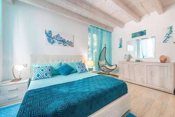 Appartement entier, Cozy buen ritiro in the center of Carloforte inspired by the colors of the sea in Carloforte, Sulcis Iglesiente