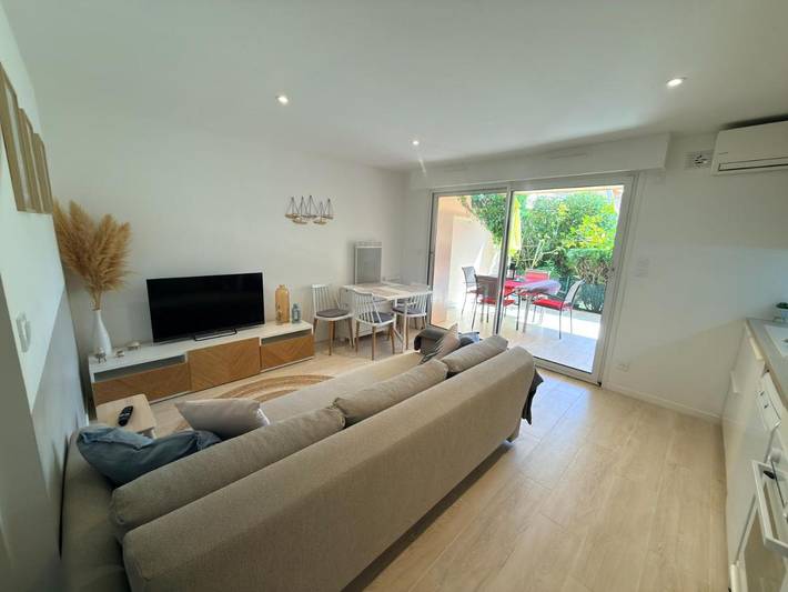 Gîte pour 6 personnes, avec piscine ainsi que jardin et terrasse dans Plage de La Garonne - 4