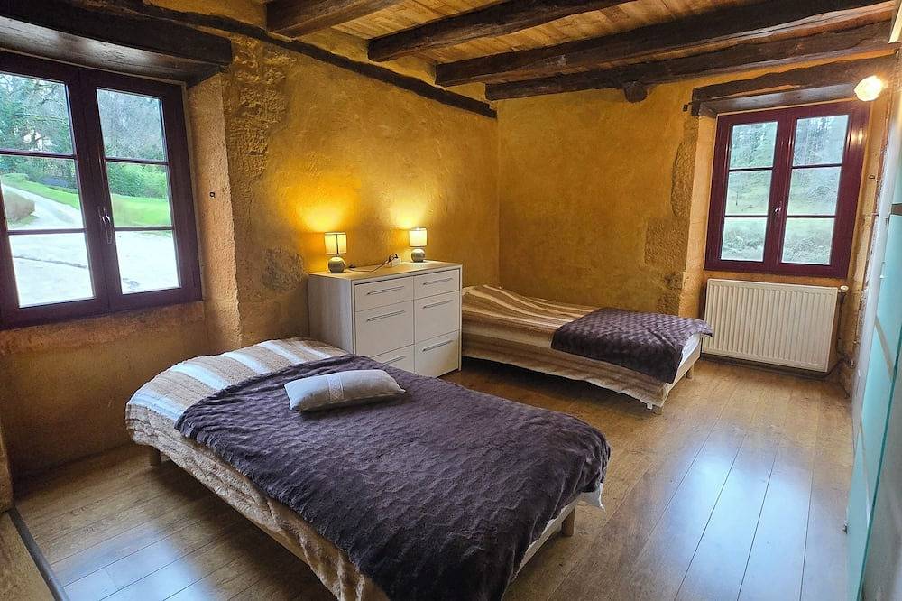 Maison de Charme Montignac Lascaux Piscine chauffée in Montignac, Périgord Noir