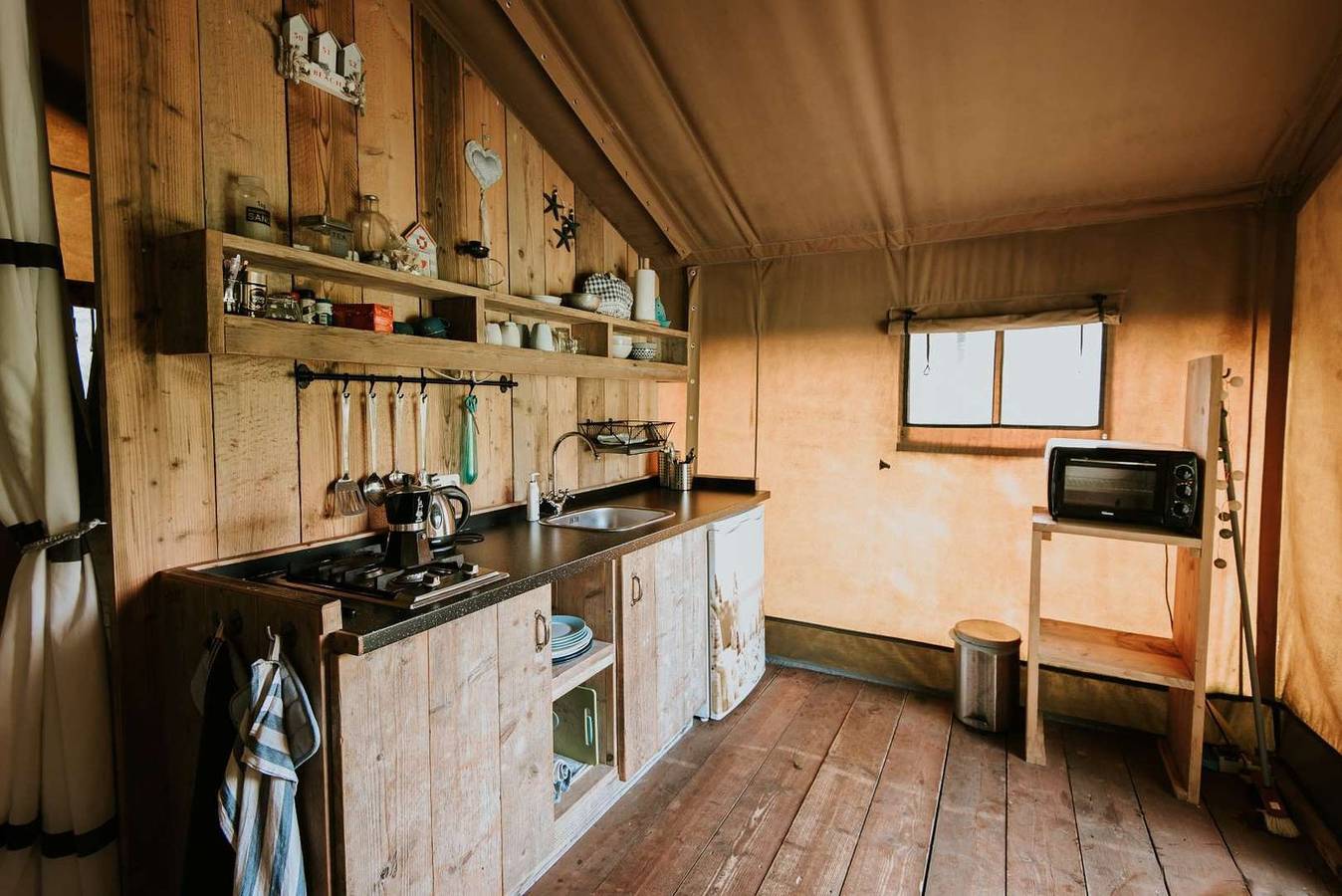 Ferienhaus für 2 Personen mit Garten in Delfstrahuizen, Friesland