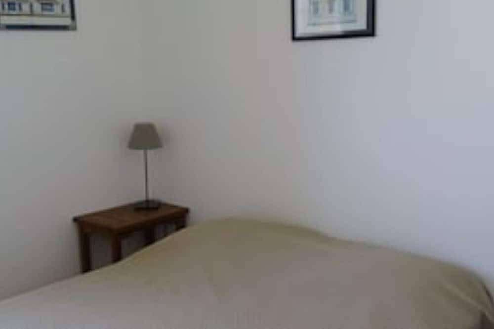 Apartamento entero, Residence Fioravanti 2 <br>Apartments 2/4 pers. Garden level Feet In The Water in Tizzano, Sartène