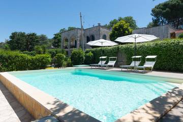 Cottage pour 8 personnes, avec piscine et jardin à Selva di Fasano