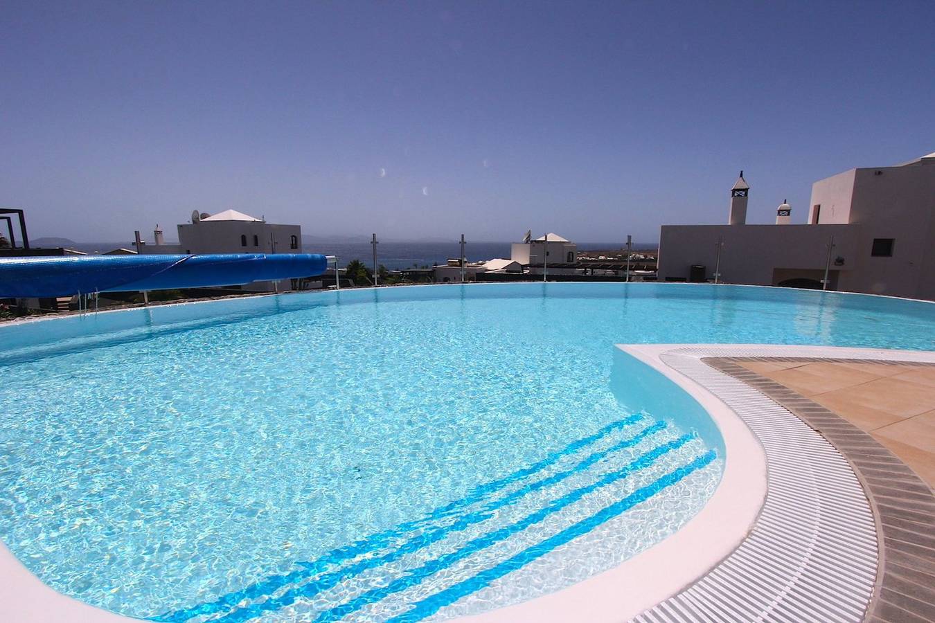 Elegant Villa Oceano Once - Beautiful 5 Bedrooms Private Pool in Montaña Roja, Yaiza