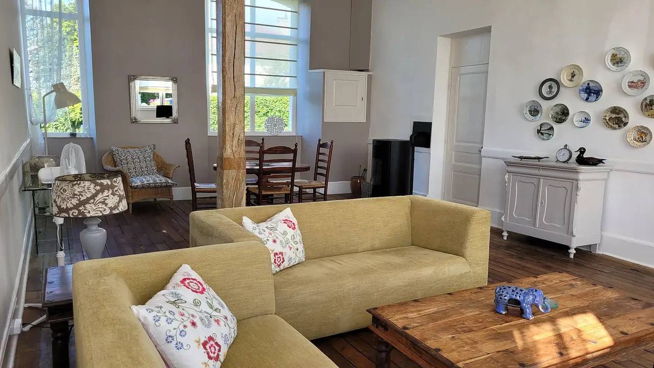 Holiday home for 5 people with terrace in Neuvic-Entier, Limoges region