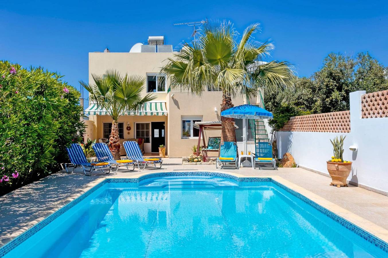 Villa voor 9 personen met tuin, foto 9