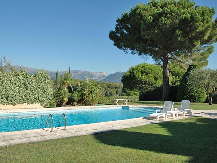 Villa with private pool, 10 km from the sea in Villeneuve-Loubet, Costa mediterránea (Francia)