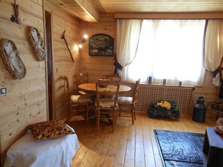 Chalet pour 6 personnes, avec balcon à Chatel