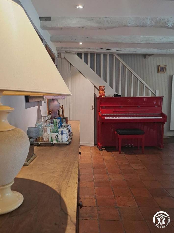 Gîte pour 14 personnes, avec Jacuzzi et Terrasse ainsi que Jardin et Sauna à Le Bez