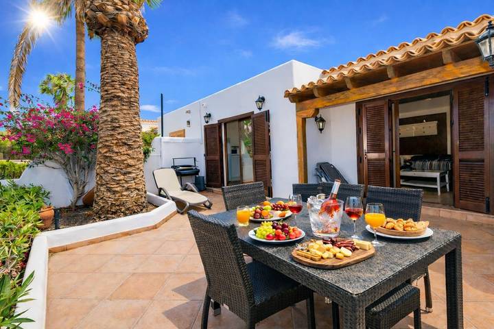 Chalet para 6 personas, con Vistas al mar y Balcón además de Terraza y Jardín en Golf del Sur