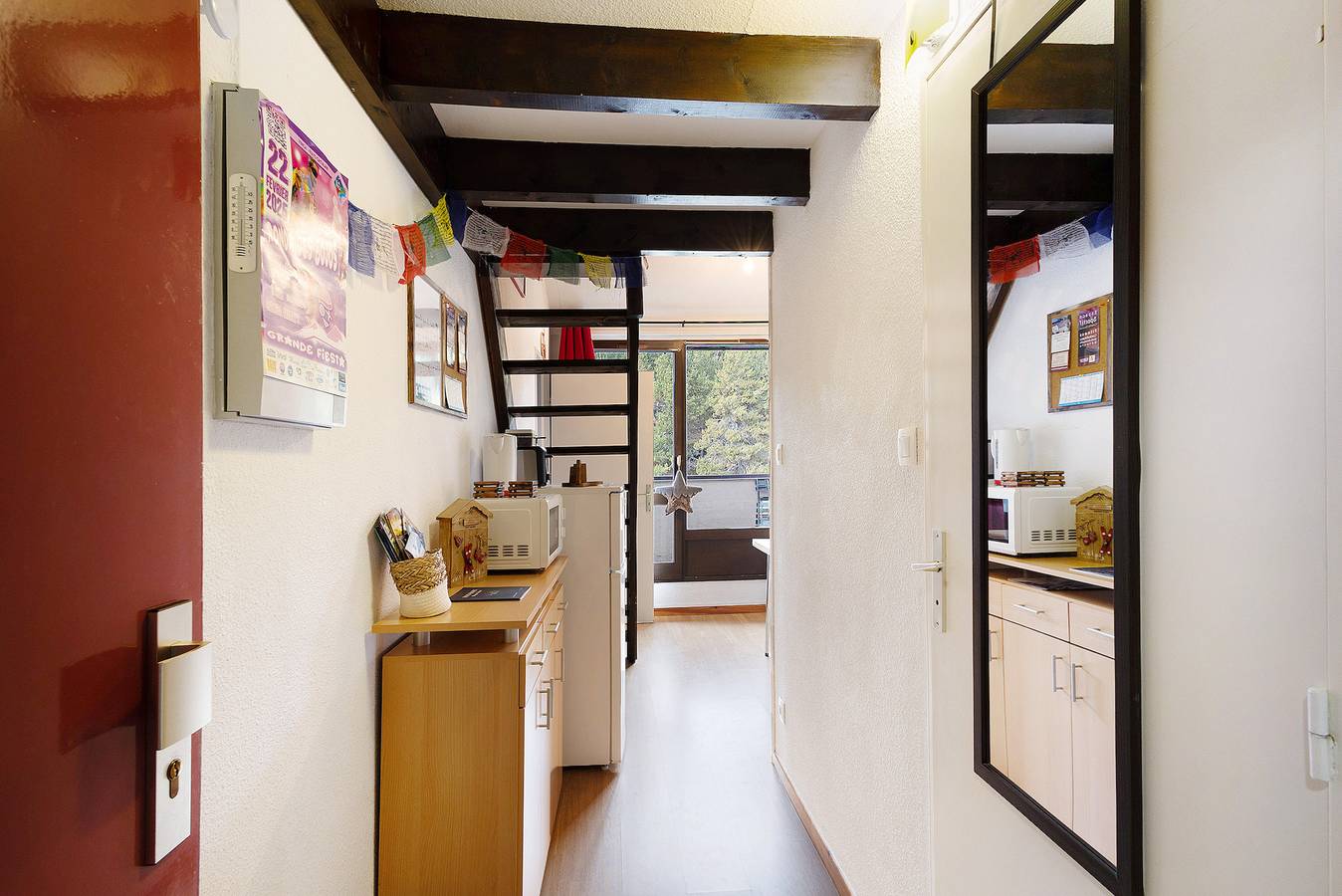 Hel lägenhet, Apartment 'Cosy Quiet Studio' with Mountain View, Private Terrace and Wi-Fi in Font-Romeu-Odeillo-Via, Parc naturel régional des Pyrénées catalanes