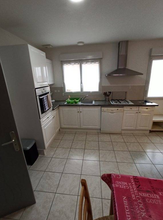 Gîte pour 3 personnes dans Blyes - 4