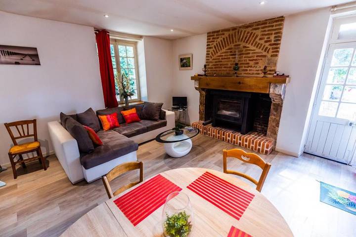 Gîte pour 10 personnes, avec terrasse, animaux acceptés à Cour-Cheverny - 3