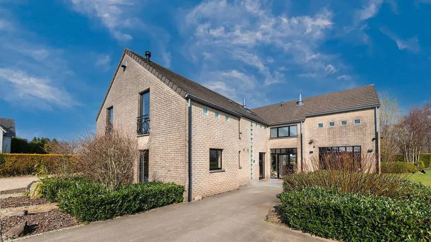 Ferienhaus mit Meerblick für 24 Personen, mit Sauna und Pool sowie Garten in Belgien