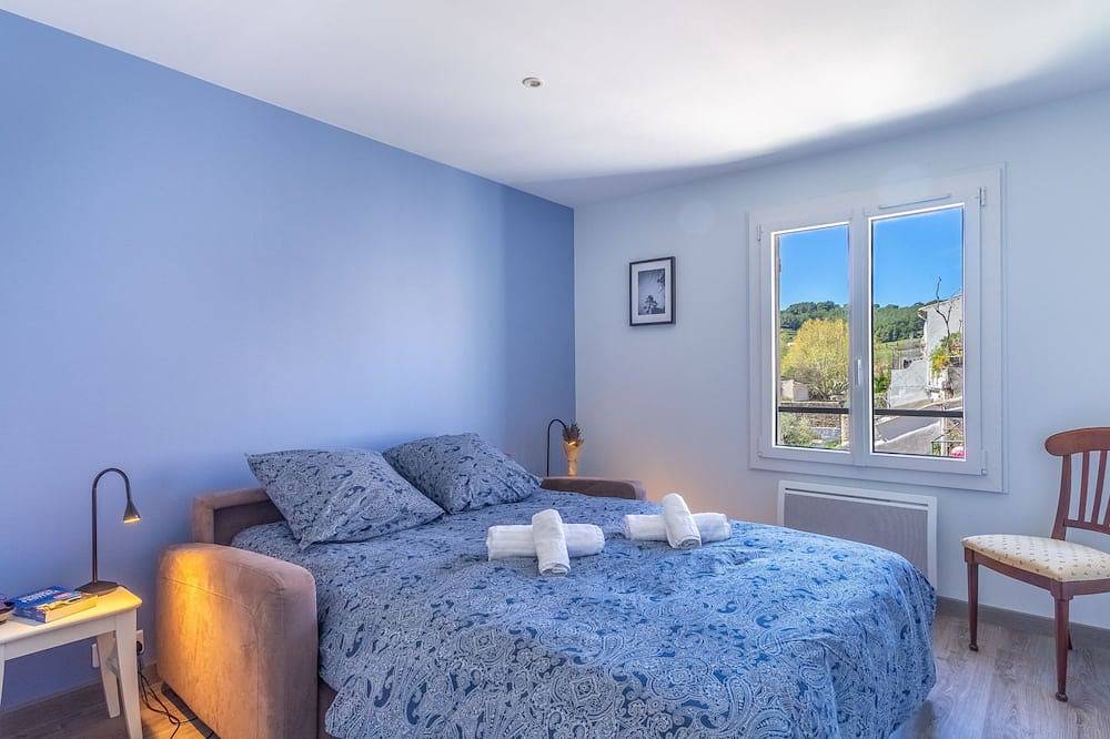 Geheel appartement, La Quiètude by Interhome in Le Beausset, Toulon regio