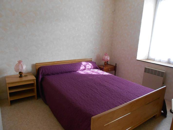 Gîte pour 6 personnes, avec terrasse et jardin, animaux acceptés à Baud (mesure) - 4