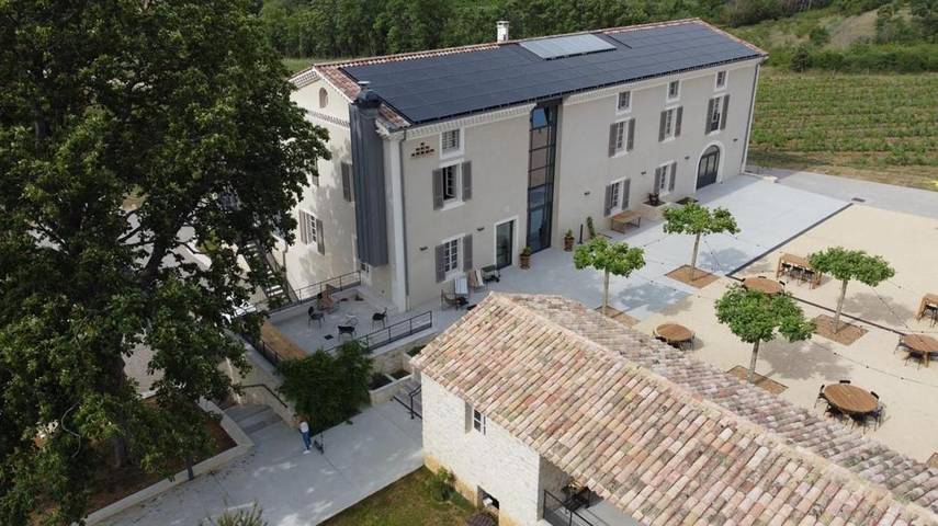 Hôtel pour 2 personnes, avec piscine ainsi que vue et jardin à Livron-sur-Drôme - 4