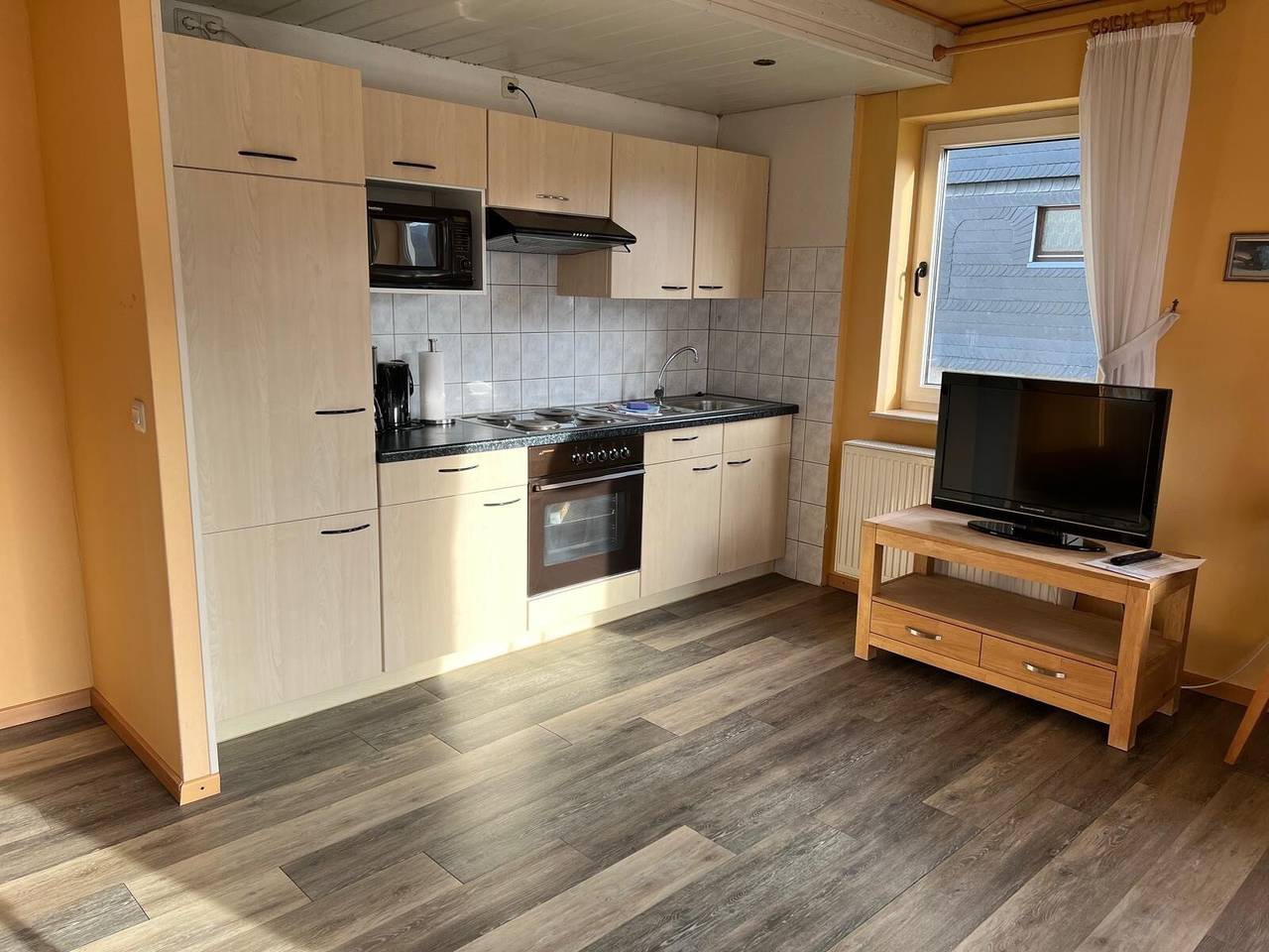 Ganze Wohnung, Apartment „Borberg, 45 qm, 1 Schlafzimmer“ mit Balkon und Wlan in Olsberg, die Mittelgebirge