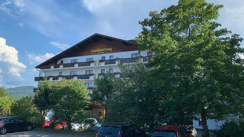 Ferienwohnung für 3 Personen, mit Garten und Pool in Seeg