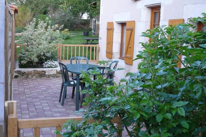 Location de vacances pour 4 personnes, avec jardin dans Roches-Prémarie-Andillé