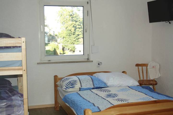 Bauernhof für 12 Personen, mit Terrasse und Garten im Hunsrück - 4