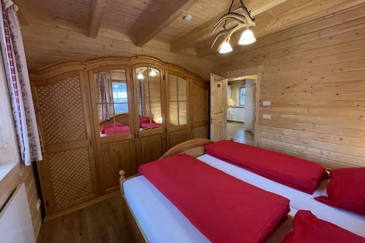 Ferienhaus für 6 Personen, mit Sauna und Pool sowie Garten und Whirlpool in Spiegelau - 3