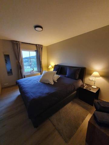 Gîte pour 8 personnes, avec jardin ainsi que sauna et vue, animaux acceptés à Mont-de-l'Enclus