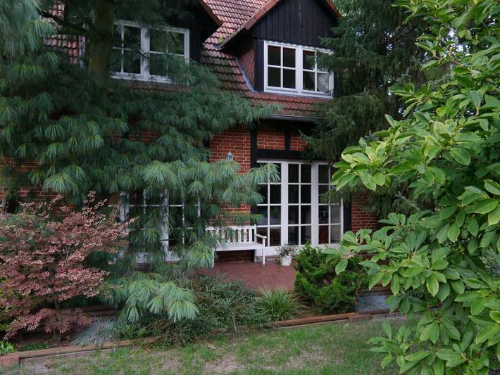 Ferienwohnung für 8 Personen, mit Terrasse und Garten in Grasberg
