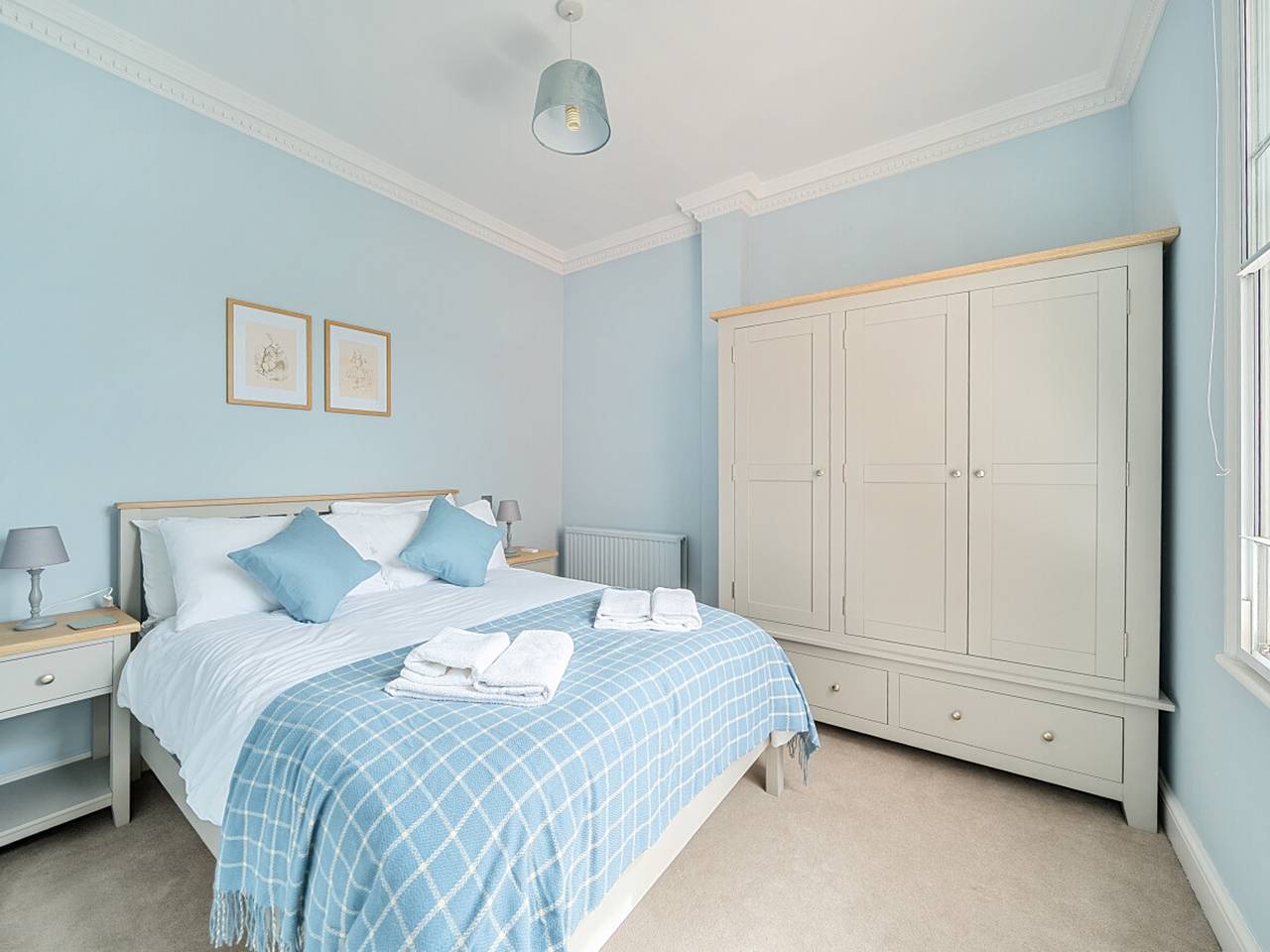 Elegant Central Guildford Home with Castle Views | Pass The Keys in Guildford, Surrey