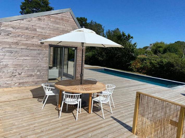 Location de vacances pour 8 personnes, avec piscine ainsi que terrasse et jardin, animaux acceptés à Landunvez - 4