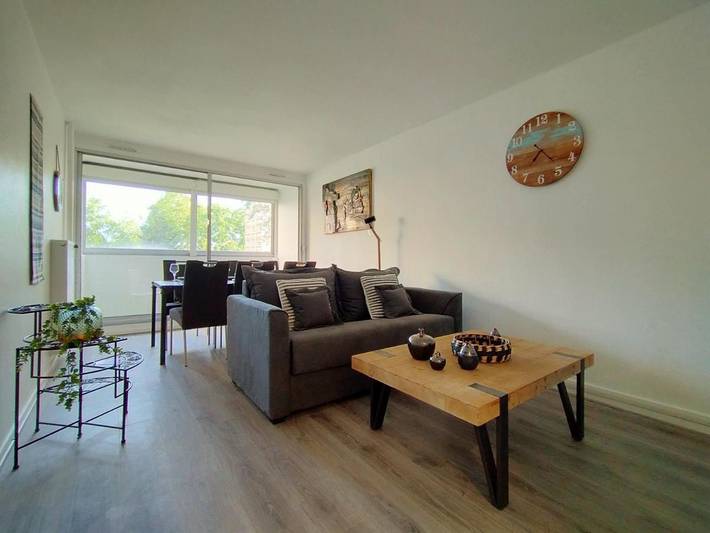 Appartement de vacances pour 9 personnes, avec Vue à Colombes