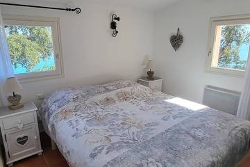 Villa pour 7 Personnes dans Sari-Solenzara, Arrondissement de Sartène, Photo 2