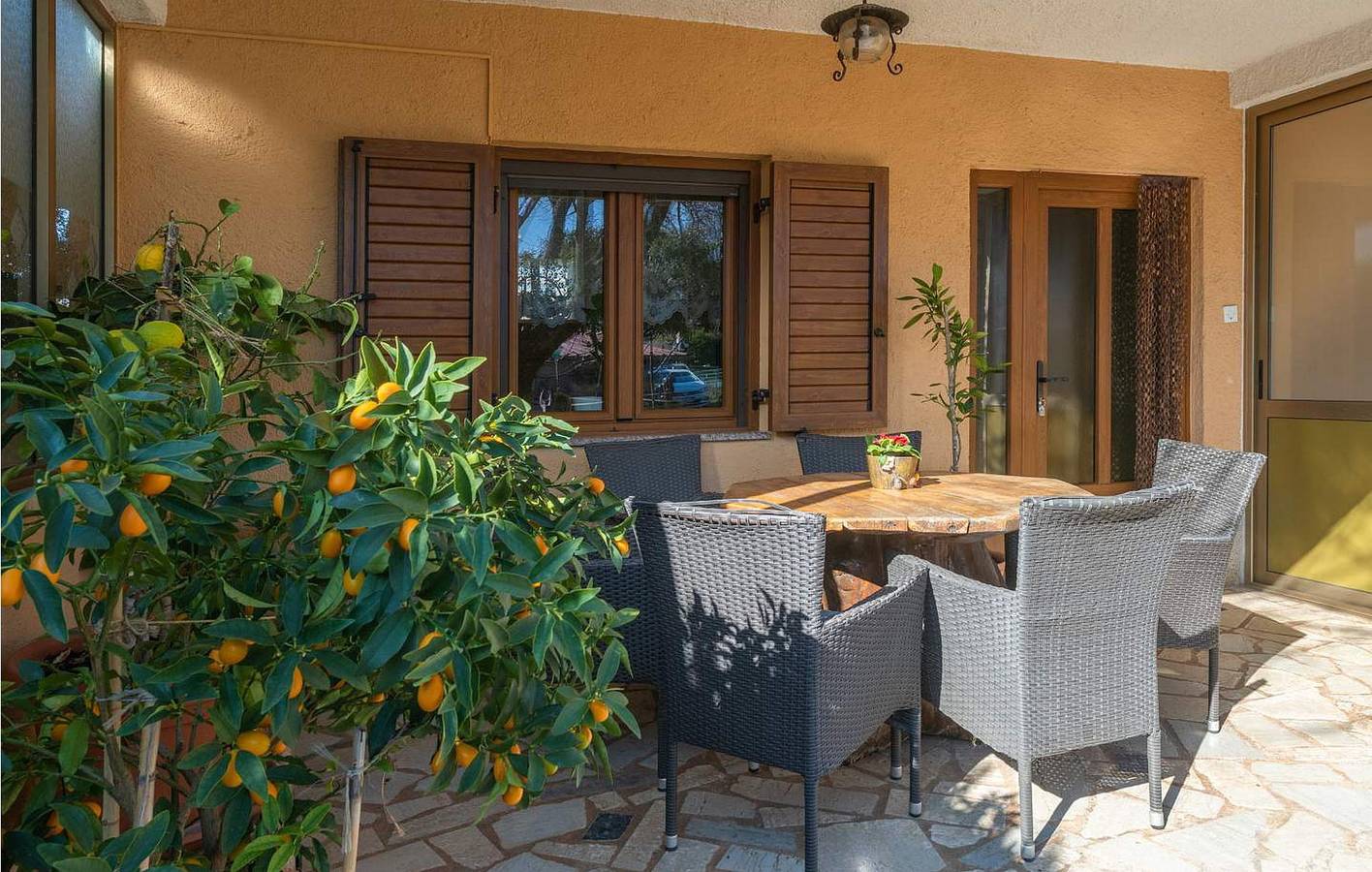Cijeli apartman za odmor, Apartman za odmor za 5 osoba s vrt in Kaštelir-Labinci (Istra), Općina Kaštelir - Labinci