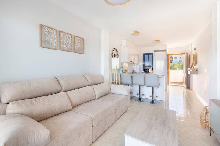 Gîte pour 5 personnes, avec jardin ainsi que bassin pour enfant et jacuzzi à Isla Plana - 4