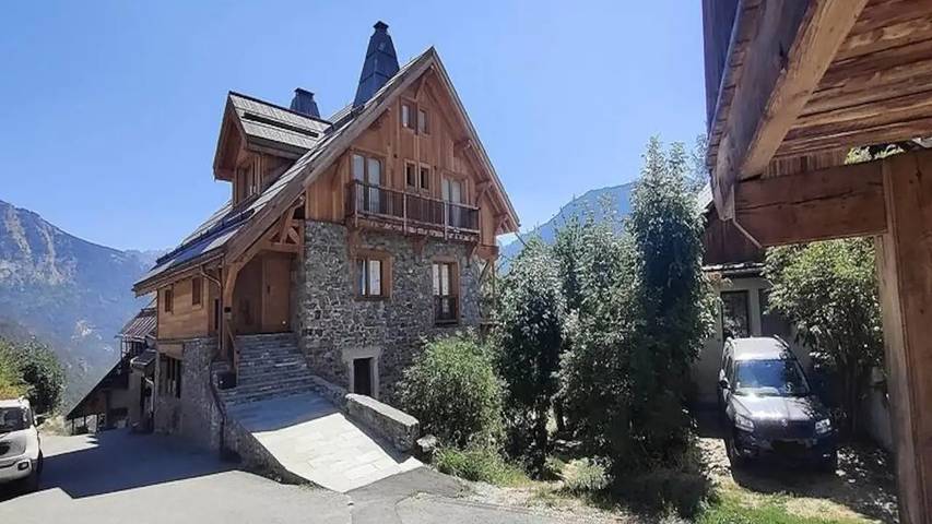 Chalet pour 14 personnes, avec Balcon à Puy-Saint-Vincent
