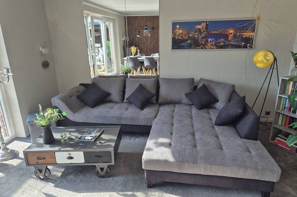 Ganze Wohnung, Ruhige & moderne Oase mit Pool, Outdoor-Whirlpool, Kamin, Wallbox, Klima in Tespe, Landkreis Harburg