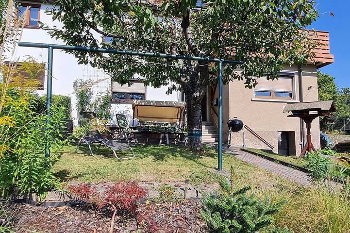 Ferienwohnung für 4 Personen, mit Garten und Pool in Schmalkalden