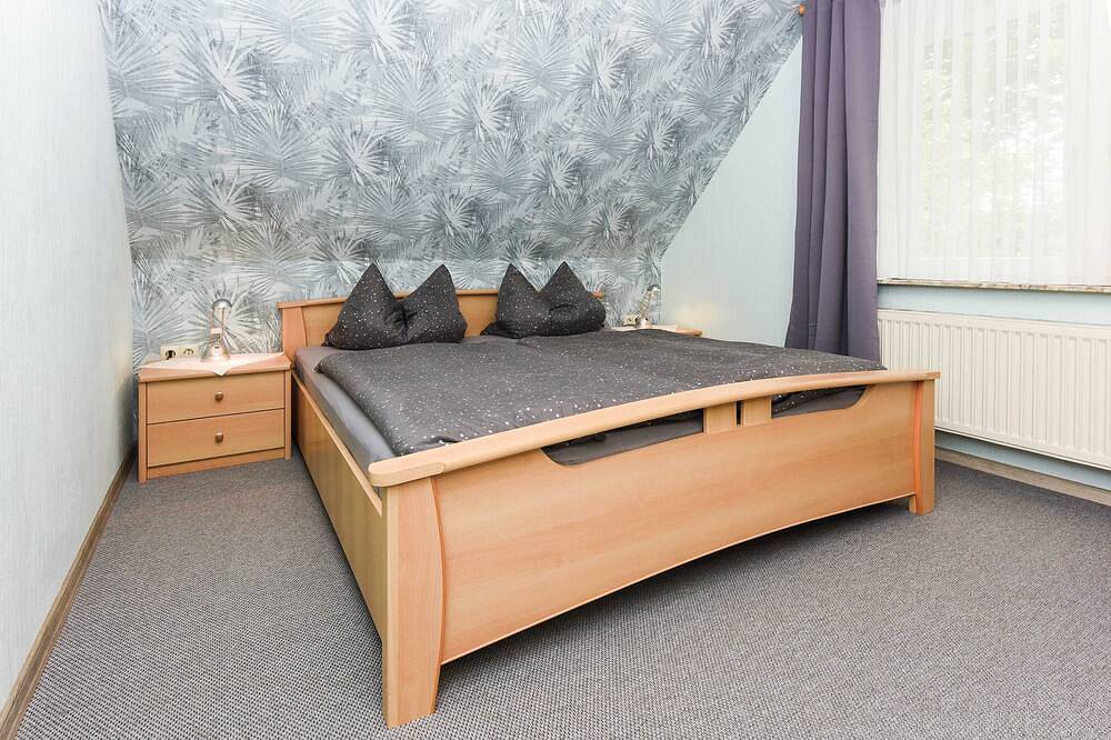 Ganze Wohnung, Ferienwohnung Eiche - Ferienhaus Elfriede Coordes in Moorweg in Moorweg, Nordseeküste