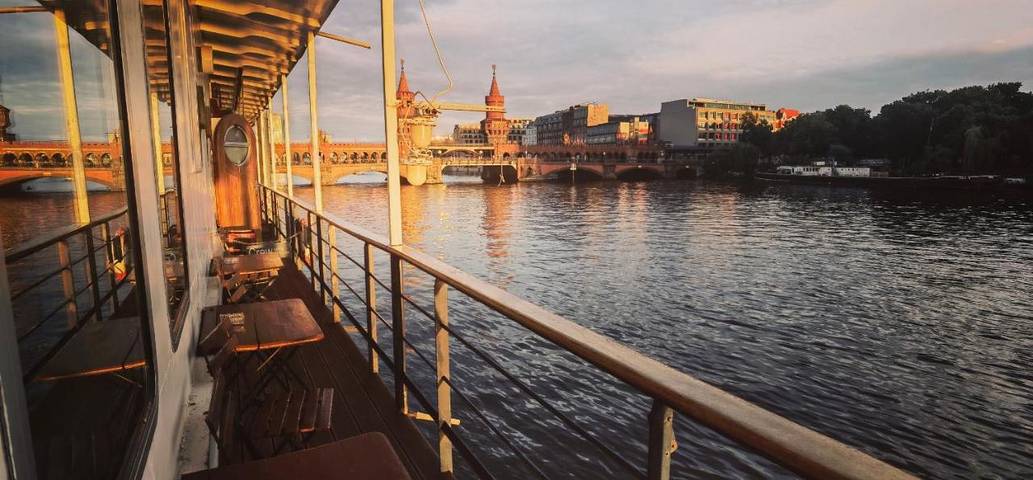 Hotel für 2 Personen, mit Terrasse in Berliner Mauer - 3
