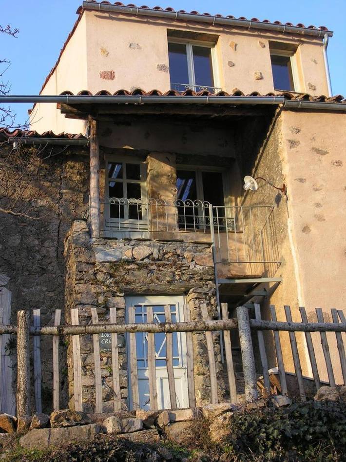 Gîte pour 2 personnes, avec piscine et jardin dans Babeau-Bouldoux