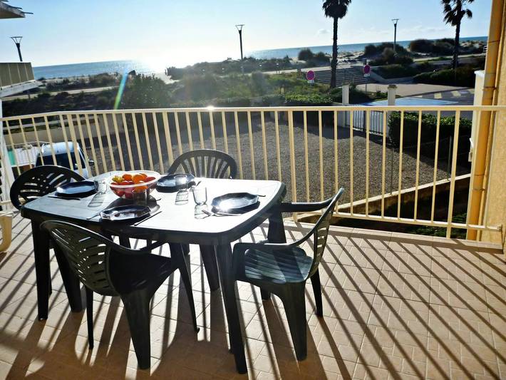 Gîte pour 5 personnes, avec vue et terrasse dans Plage d'Honneur - 2