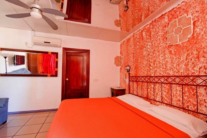 Gîte pour 2 personnes, avec jardin et jacuzzi à Alcalá de Guadaíra - 4