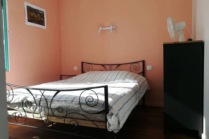 Gîte pour 7 personnes, avec jardin et piscine à Payzac (Dordogne) - 2