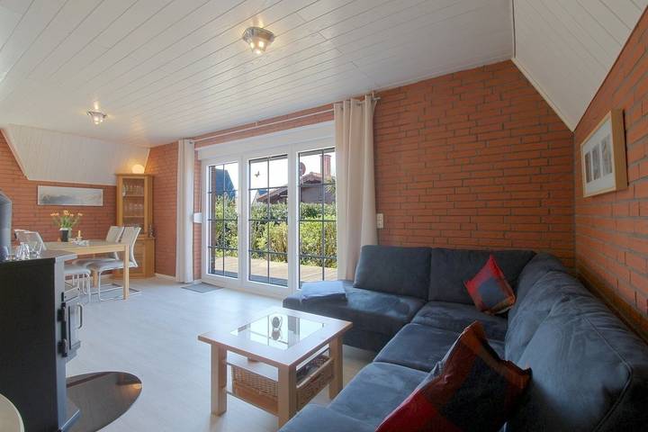 Ferienhaus für 4 Personen, mit Terrasse und Garten in Nordholz