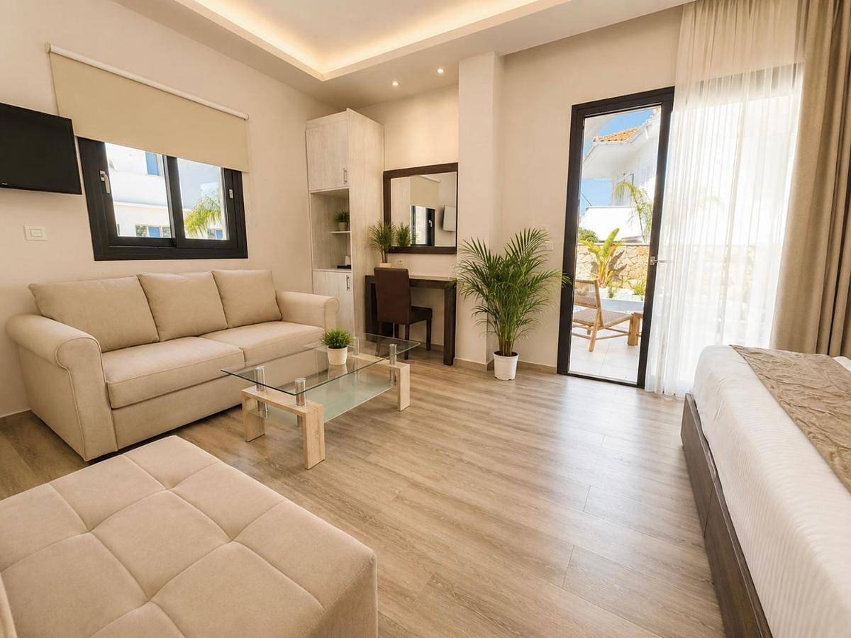 Junior Suite with Private Pool in Plános, Zante